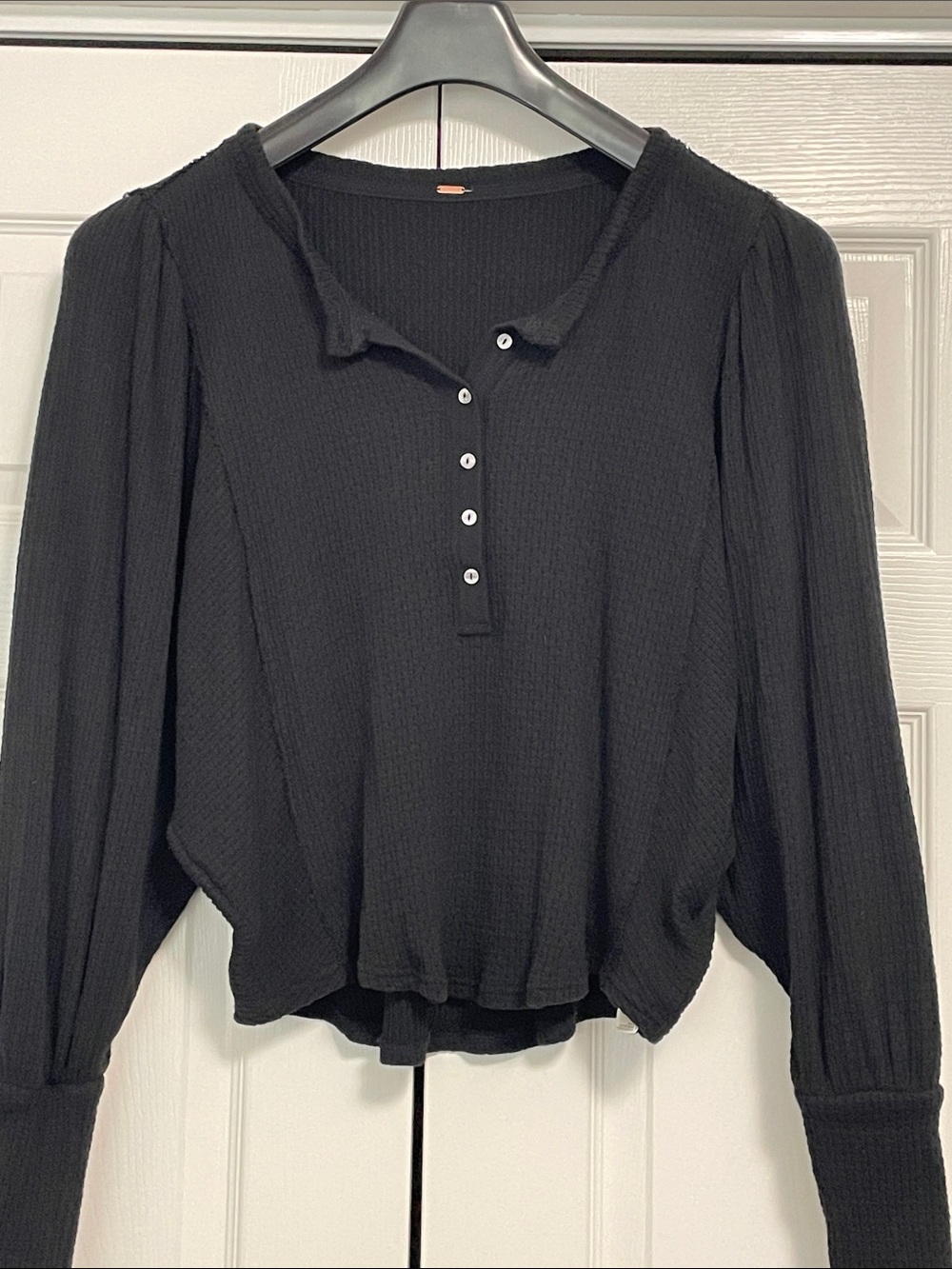 Free People Shirt Womens size unknown Black Cuff Thermal Waffle Knit Henley Top